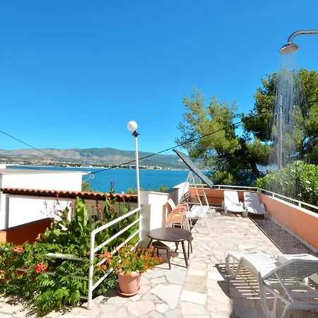 Arbanija 8651c Apartment